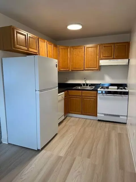 1000 W Atlantic Ave, Laurel Springs, NJ 08021