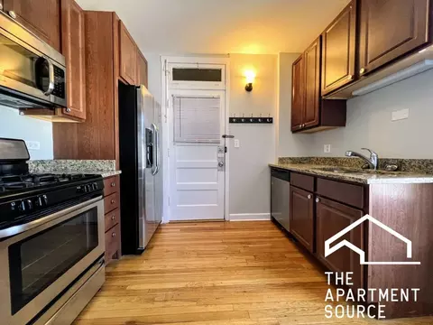 2102 W Ainslie St #E3, Chicago, IL 60625