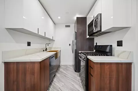 230 S Carondelet St #1, Los Angeles, CA 90057