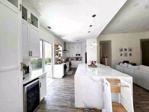 8452 Beaconhill Rd, Palm Beach Gardens, FL 33410