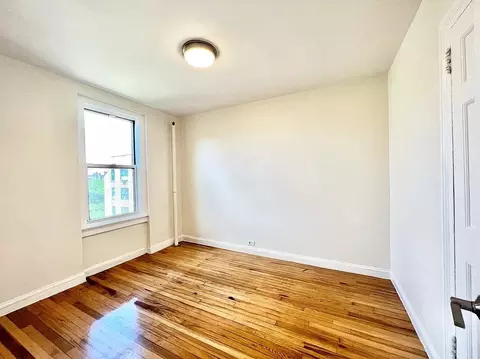34-47 90th St #G63, Jackson Heights, NY 11372
