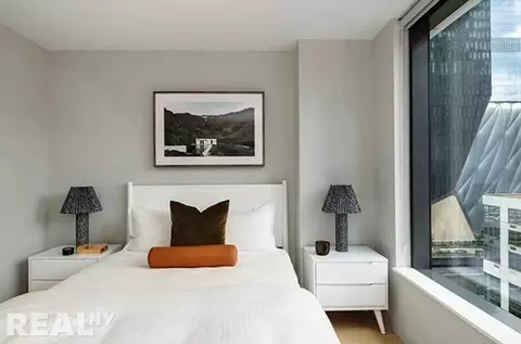 311 11th Ave #1818, New York, NY 10001