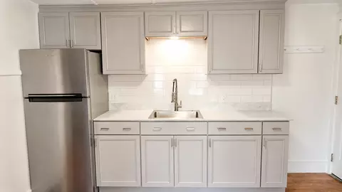 91 Sullivan St #3, Berwick, ME 03901