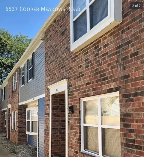 6537 Cooper Meadows Rd, Westerville, OH 43081