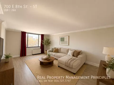 700 E 8th St #5T, Kansas City, MO 64106