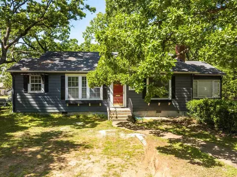 2011 S S St, Fort Smith, AR 72901