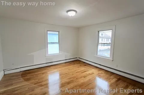 55 Forest Ave #2F, Everett, MA 02149 photo 3