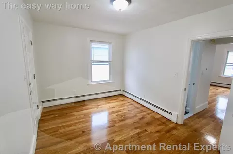 55 Forest Ave #2F, Everett, MA 02149 photo 4