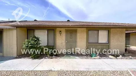15757 Tuscola Rd #4, Apple Valley, CA 92307