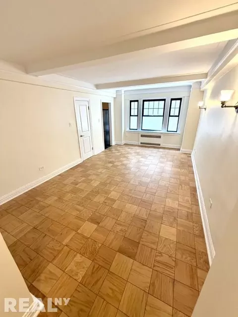 Undisclosed, New York, NY 10014