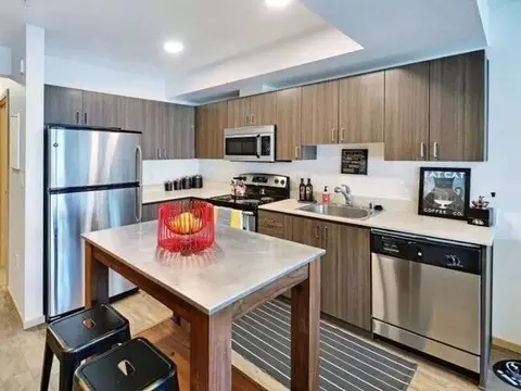 4040 26th Ave SW, Seattle, WA 98106