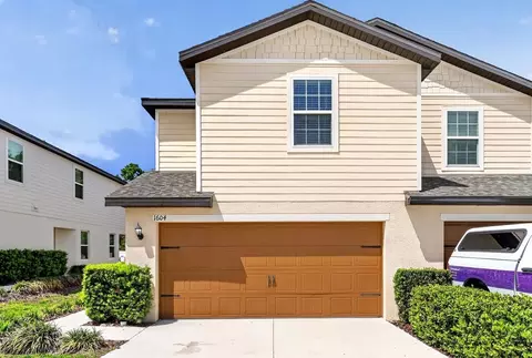 1604 Wynford Cir, Tavares, FL 32778