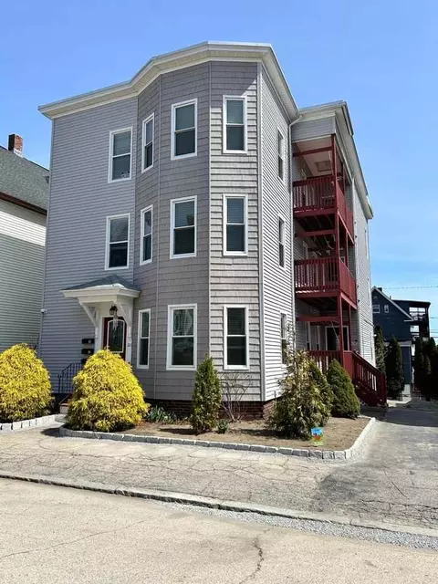201 Cartier St #3, Manchester, NH 03102