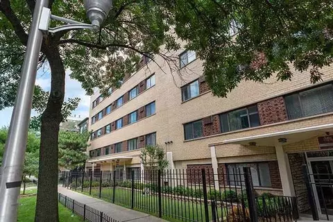 5917 N Kenmore Ave #325, Chicago, IL 60660