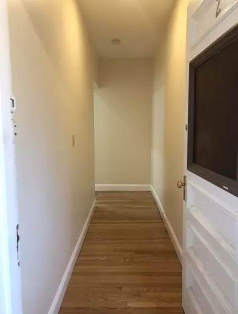 45 Laurel St #2, Somerville, MA 02143