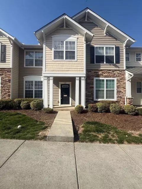 530 Bent Leaf Ct, Fort Mill, SC 29708