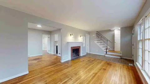 18004 North Blvd, Maple Heights, OH 44137