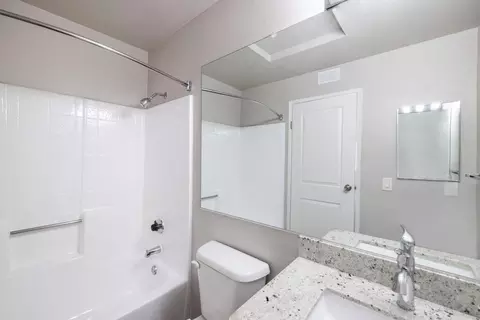 14901 Newport Ave, Tustin, CA 92780