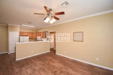 137 Sherwood Rapt #D, Victoria, TX 77901