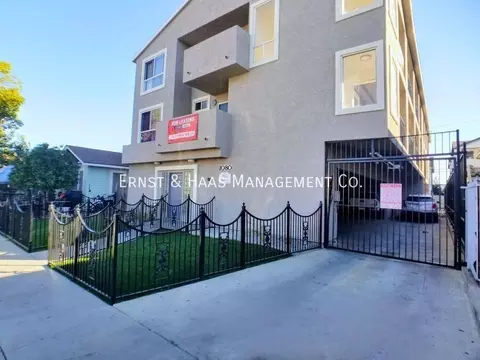 1080 Saint Louis Ave #203, Long Beach, CA 90804