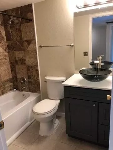 17 E Ruth Ave #302, Phoenix, AZ 85020