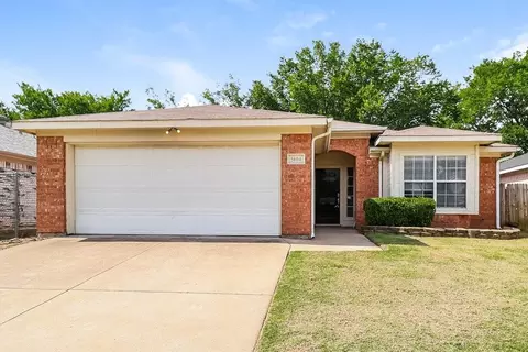 5604 Northstar Ln, Arlington, TX 76017