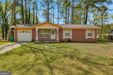 8941 Ashwood Dr, Riverdale, GA 30274