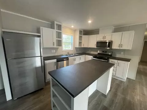 22 Bellwood Dr #22, Swartz Creek, MI 48473