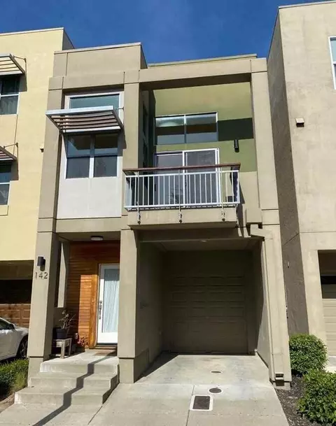 142 4th St, West Sacramento, CA 95605