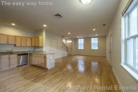 110 2nd St #101, Cambridge, MA 02142