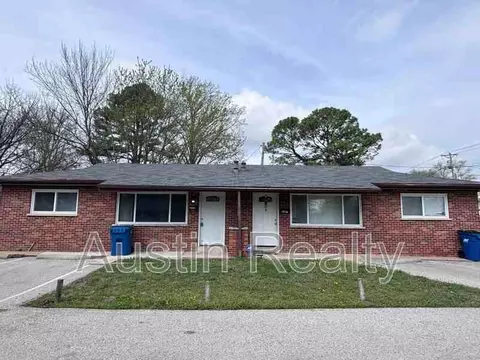 8634 Burton Ave #B, Overland, MO 63114