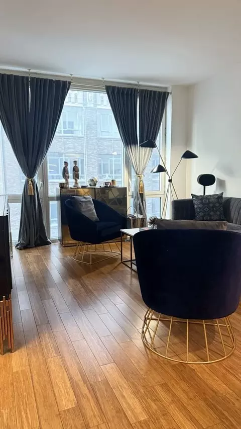 330 W 39th St #7H, New York, NY 10018