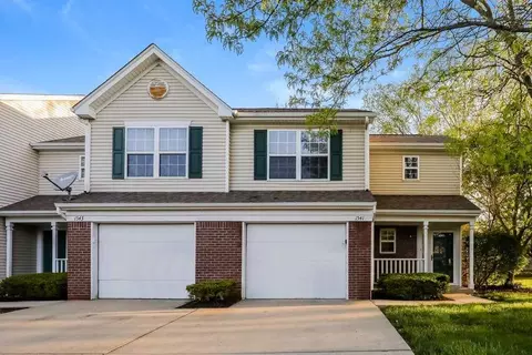 1541 Brookfield Cir, Franklin, IN 46131
