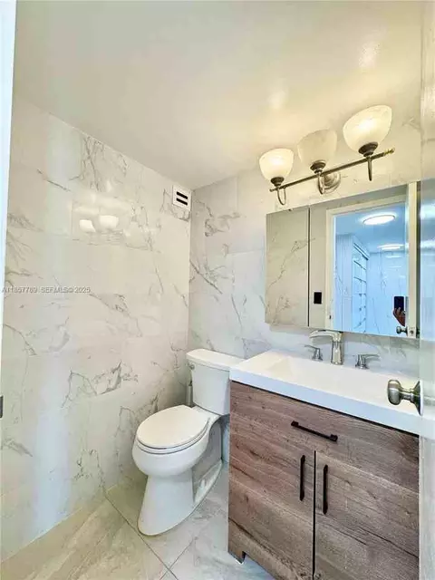 17011 N Bay Rd #902, Sunny Isles Beach, FL 33160