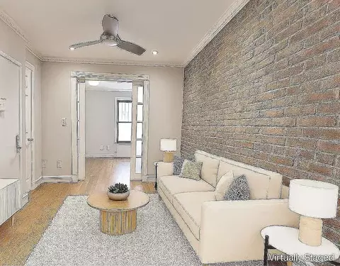 345 W 53rd St #3B, New York, NY 10019