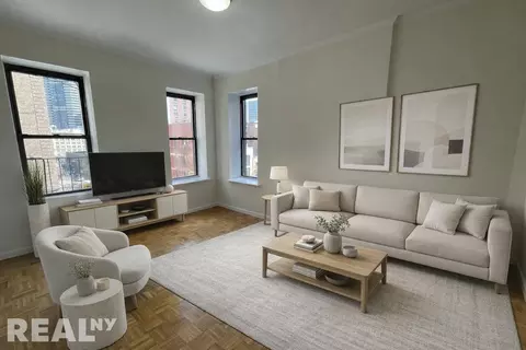 243 E 38th St #5B, New York, NY 10016