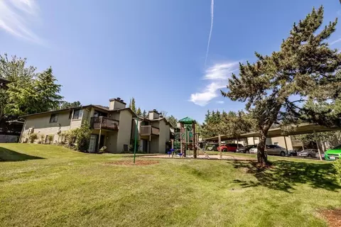 4724 S 272nd St, Kent, WA 98032
