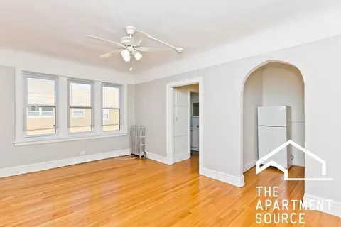 7542 Adams St #4M, Forest Park, IL 60130