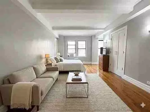 Undisclosed, New York, NY 10016
