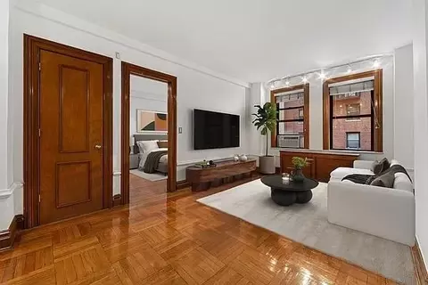 Undisclosed, New York, NY 10019