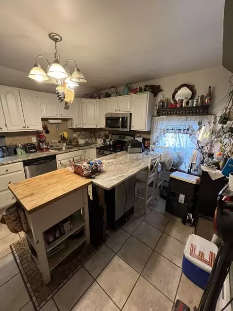39 Farquhar St #3, Roslindale, MA 02131