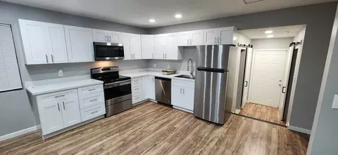 109 Redbird Ln #B, Smithville, TX 78957