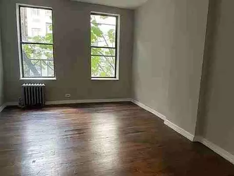 231 E 4th St #5B, New York, NY 10009