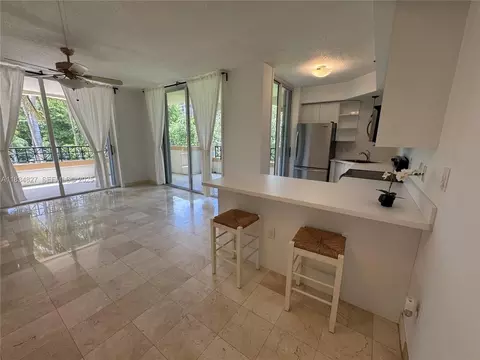 1834 Brickell Ave #32, Miami, FL 33129