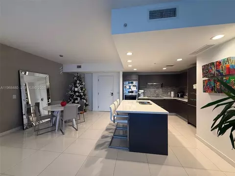 7661 NW 107th Ave, Doral, FL 33178