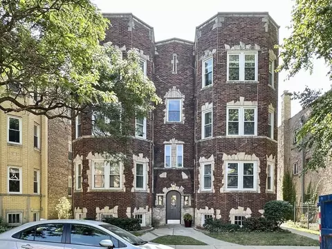 2639 W Carmen Ave #3, Chicago, IL 60625
