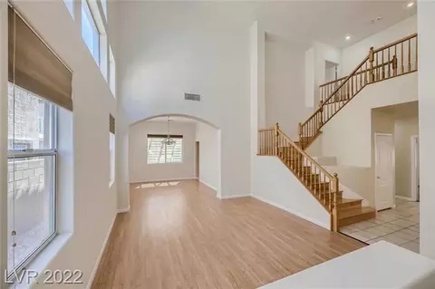10677 Sapphire Vista Ave, Las Vegas, NV 89144