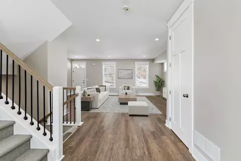 1827 Chessland St, Pittsburgh, PA 15205