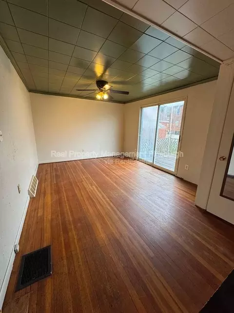 2837 Capitol St, Mckeesport, PA 15131