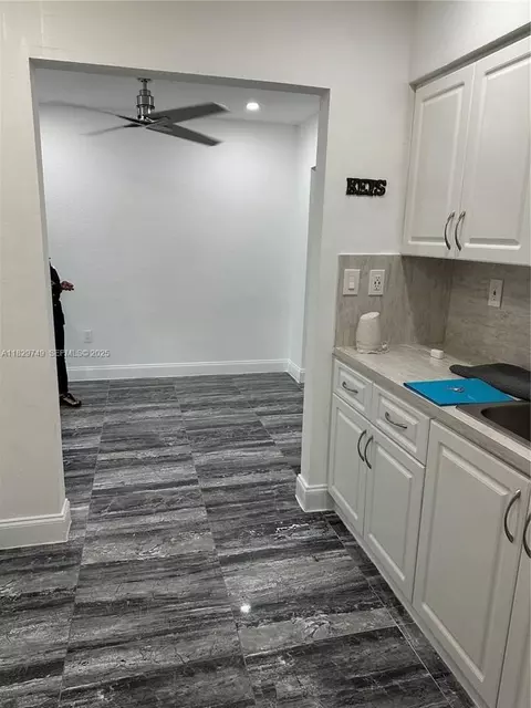 9320 SW 46th Ter #9320, Olympia Heights, FL 33165